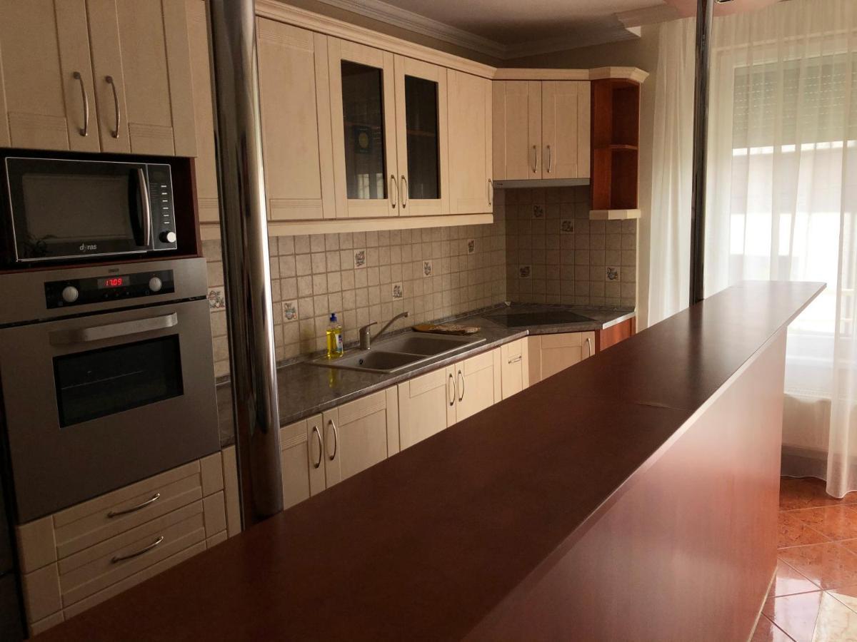 Alina Apartmanok Hajdúszoboszló Buitenkant foto