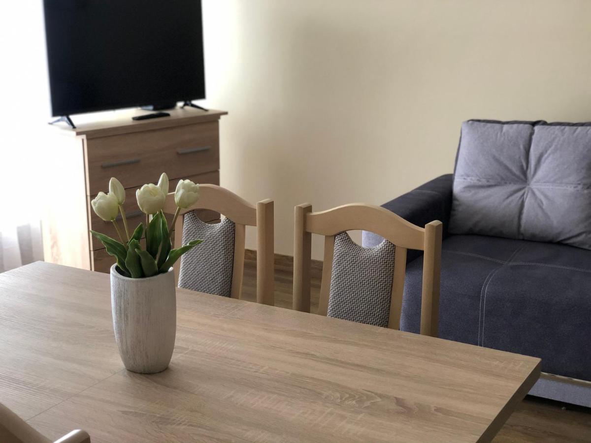 Alina Apartmanok Hajdúszoboszló Buitenkant foto