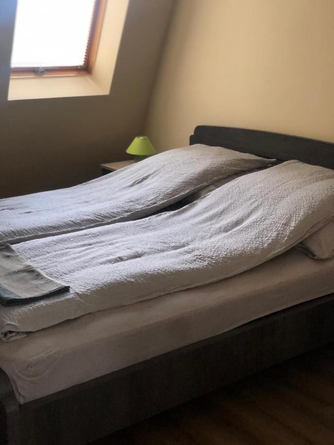 Alina Apartmanok Hajdúszoboszló Buitenkant foto
